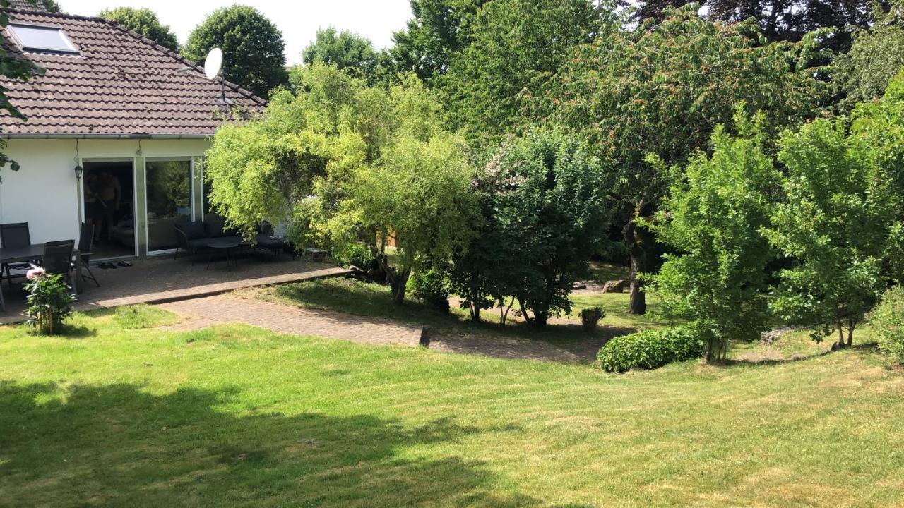 Ferienhaus in der Eifel Kall Exterior foto
